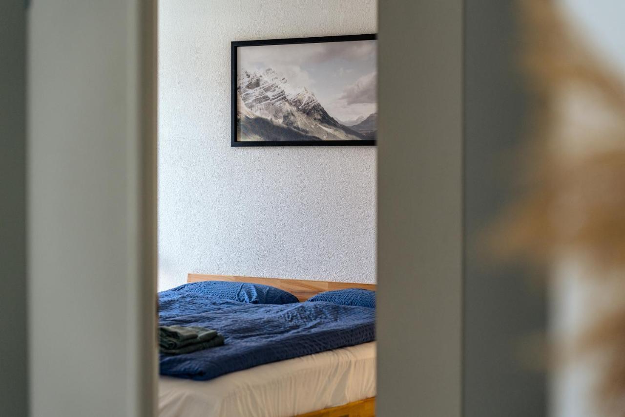 Apartment In The City Center With Free Parking Biel Exterior foto