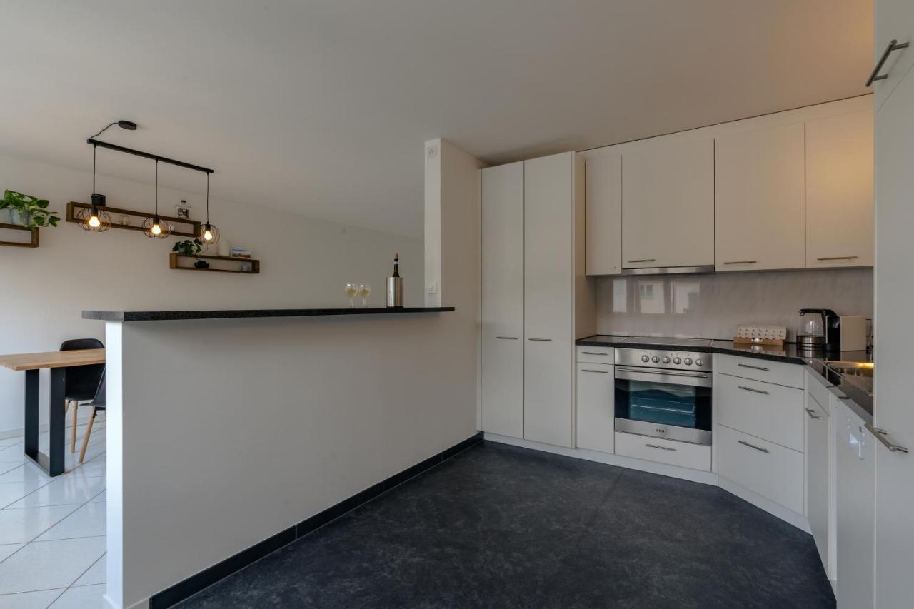 Apartment In The City Center With Free Parking Biel Exterior foto