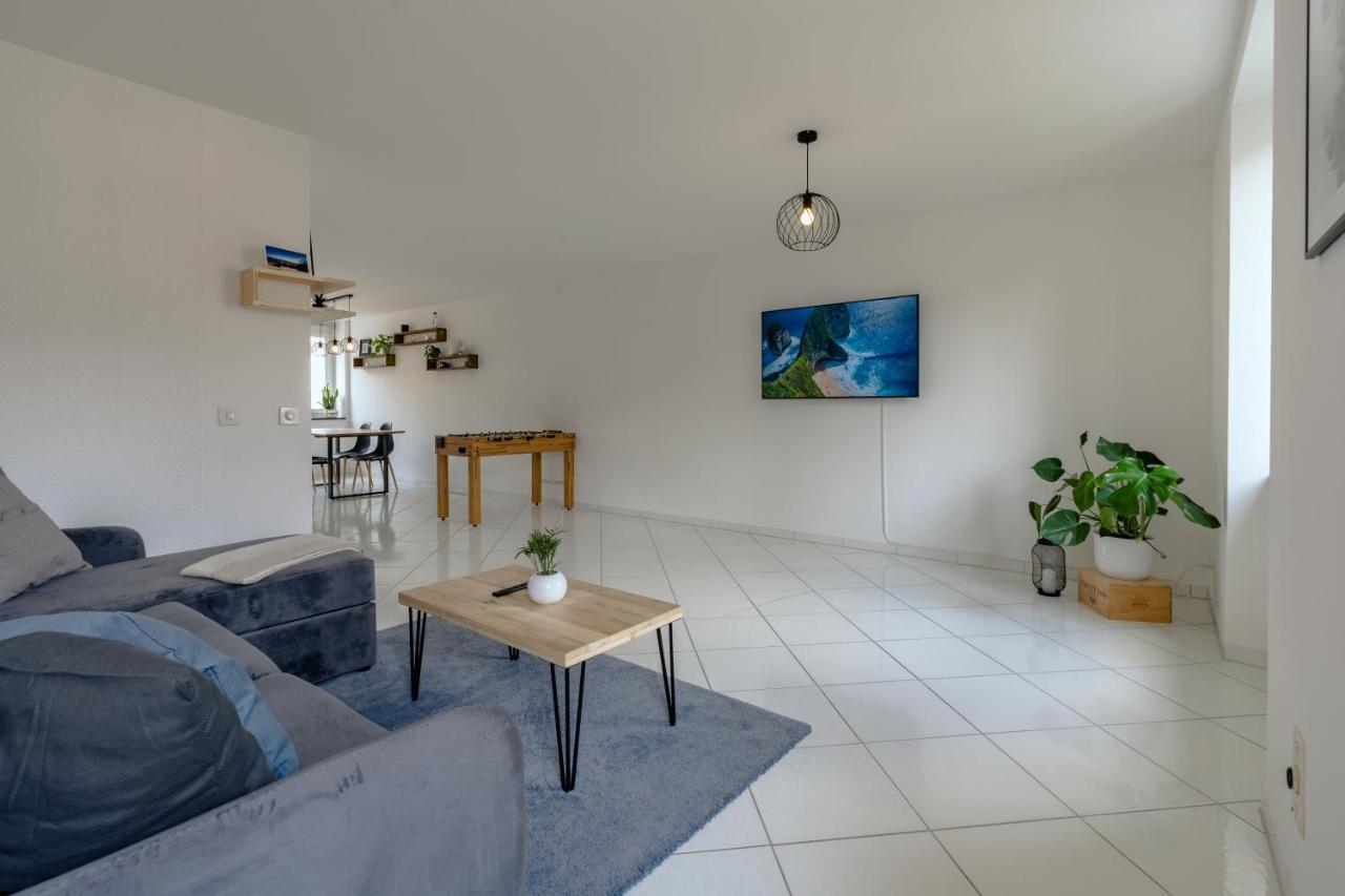 Apartment In The City Center With Free Parking Biel Exterior foto