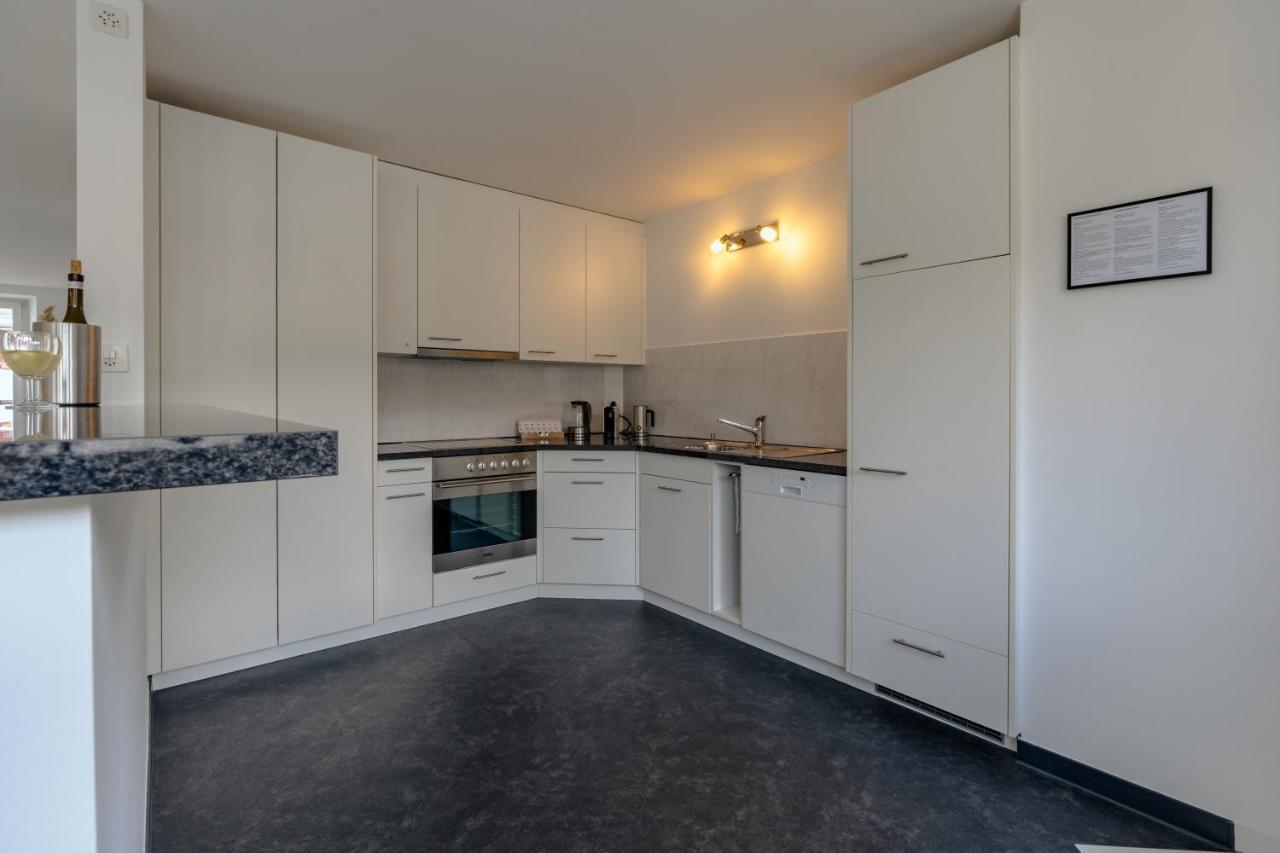 Apartment In The City Center With Free Parking Biel Exterior foto