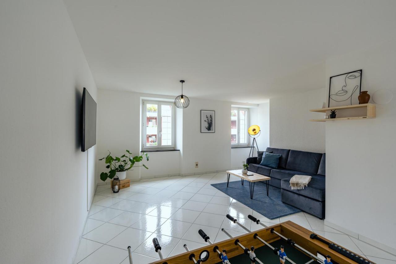 Apartment In The City Center With Free Parking Biel Exterior foto